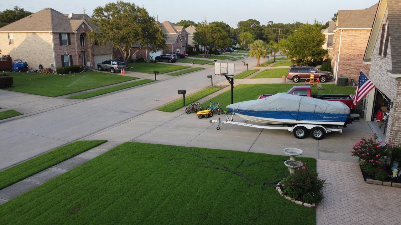 katy-driveway-suburban